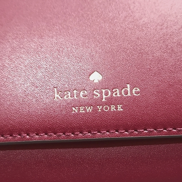 Kate spade Kerri ♠️ Smooth Leather Cranberry crossbody,  NWT - Picture 4 of 12